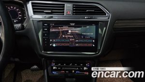Volkswagen Tiguan 2.0 TSI Prestige 2023 года из Южной Кореи