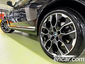 BMW X7 xDrive 40d M Sport 6 2024 года из Южной Кореи
