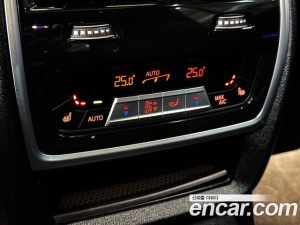 BMW X7 xDrive 40d M Sport 6 2024 года из Южной Кореи