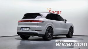 Porsche Cayenne 3.0 2024 года из Южной Кореи