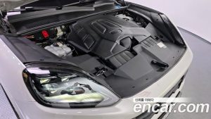 Porsche Cayenne 3.0 2024 года из Южной Кореи