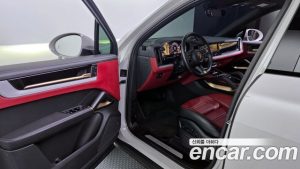 Porsche Cayenne 3.0 2024 года из Южной Кореи