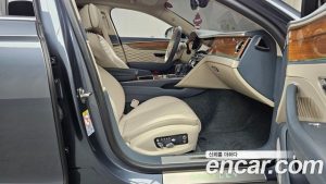 Bentley Flying Spur 4.0 2022 года из Южной Кореи