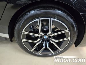 BMW 7-Series 740d xDrive M Sport 2025 года из Южной Кореи