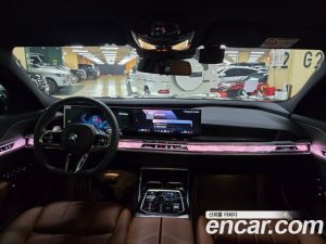 BMW 7-Series 740d xDrive M Sport 2025 года из Южной Кореи