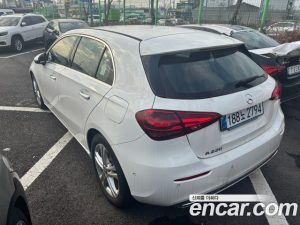 Mercedes-Benz A-Class A220 HATCHBACK 2025 года из Южной Кореи