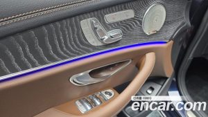 Mercedes-Benz E-Class E350 4MATIC Exclusive 2023 года из Южной Кореи