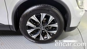 Renault-KoreaSamsung QM6 2.0 GDe LE Signature 2WD 2023 года из Южной Кореи