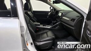 Renault-KoreaSamsung QM6 2.0 GDe LE Signature 2WD 2023 года из Южной Кореи