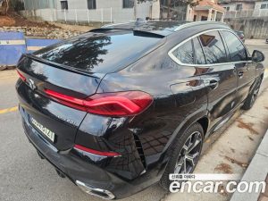 BMW X6 xDrive40i M Sport 2023 года из Южной Кореи