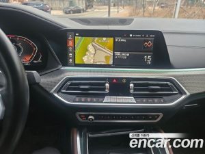 BMW X6 xDrive40i M Sport 2023 года из Южной Кореи