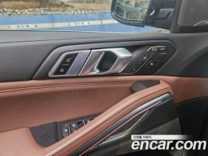 BMW X6 xDrive40i M Sport 2023 года из Южной Кореи