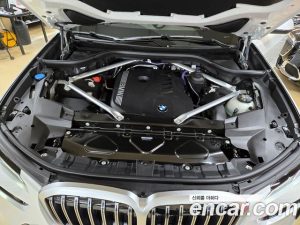 BMW X7 xDrive 40i M Sport 6 2025 года из Южной Кореи