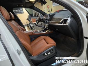 BMW X7 xDrive 40i M Sport 6 2025 года из Южной Кореи