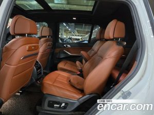 BMW X7 xDrive 40i M Sport 6 2025 года из Южной Кореи