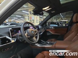 BMW X7 xDrive 40i M Sport 6 2025 года из Южной Кореи