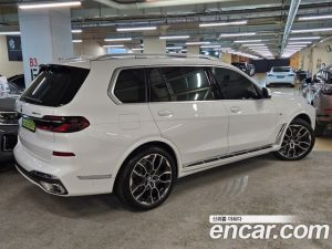 BMW X7 xDrive 40i M Sport 6 2025 года из Южной Кореи