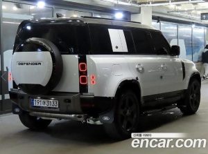 Land Rover Defender 110 P300 X- SE 2024 года из Южной Кореи