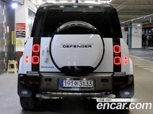 Land Rover Defender 110 P300 X- SE 2024 года из Южной Кореи
