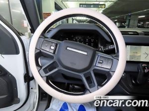 Land Rover Defender 110 P300 X- SE 2024 года из Южной Кореи