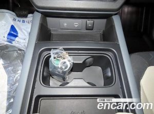 Land Rover Defender 110 P300 X- SE 2024 года из Южной Кореи