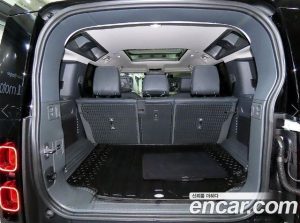 Land Rover Defender 110 P300 X- SE 2024 года из Южной Кореи