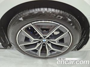 BMW 5-Series 520i M Sport 2024 года из Южной Кореи