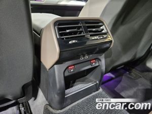 BMW 5-Series 520i M Sport 2024 года из Южной Кореи
