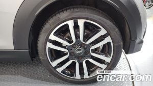 Mini Cooper Convertible CLASSIC 2024 года из Южной Кореи