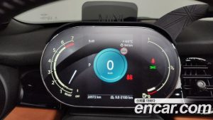 Mini Cooper Convertible CLASSIC 2024 года из Южной Кореи