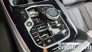 BMW X7 xDrive 40d M Sport 6 2024 года из Южной Кореи