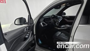 BMW X7 xDrive 40d M Sport 6 2024 года из Южной Кореи