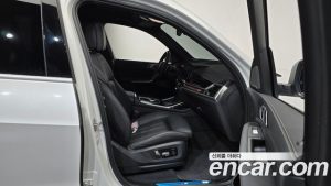 BMW X7 xDrive 40d M Sport 6 2024 года из Южной Кореи