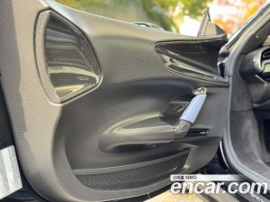 Ferrari SF90 4.0 2022 года из Южной Кореи