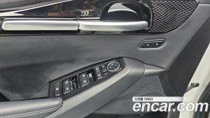 Kia Seltos Бензин 1.6 Turbo 2WD 2025 года из Южной Кореи