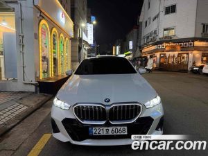 BMW 5-Series 520i M Sport 2024 года из Южной Кореи