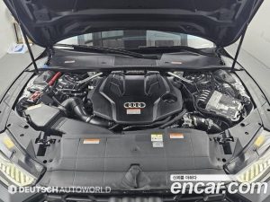 Audi A7 55 TFSI 4WD Premium 2024 года из Южной Кореи