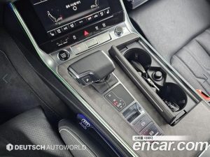 Audi A7 55 TFSI 4WD Premium 2024 года из Южной Кореи