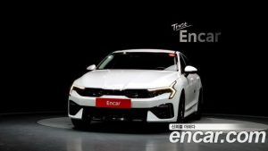 Kia K5 2.0 2024 года из Южной Кореи