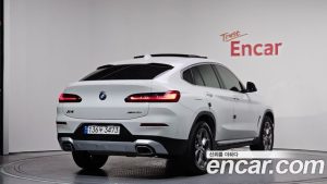 BMW X4 xDrive20i xLine 2023 года из Южной Кореи