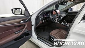 BMW 5-Series 530i Luxury 2023 года из Южной Кореи