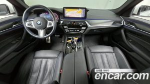 BMW 5-Series 520i M Sport 2023 года из Южной Кореи