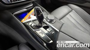 BMW 5-Series 520i M Sport 2023 года из Южной Кореи