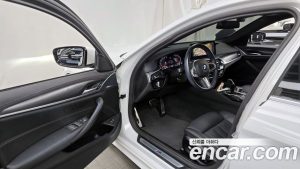 BMW 5-Series 520i M Sport 2023 года из Южной Кореи