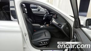 BMW 5-Series 520i M Sport 2023 года из Южной Кореи