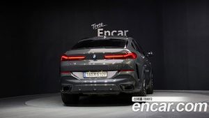 BMW X6 xDrive40d M Sport Online Exclusive 2023 года из Южной Кореи