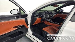 Kia K5 Noblesse 2024 года из Южной Кореи