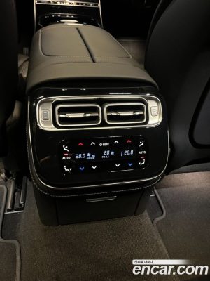 Mercedes-Benz S-Class S450 d 4MATIC 2024 года из Южной Кореи