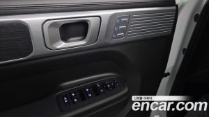 Hyundai Santafe Бензин 2.5T 2WD 2025 года из Южной Кореи
