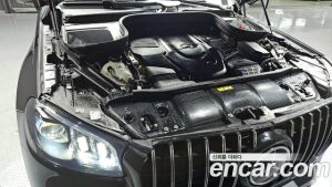 Mercedes-Benz GLS-Class GLS400d 4MATIC 2023 года из Южной Кореи